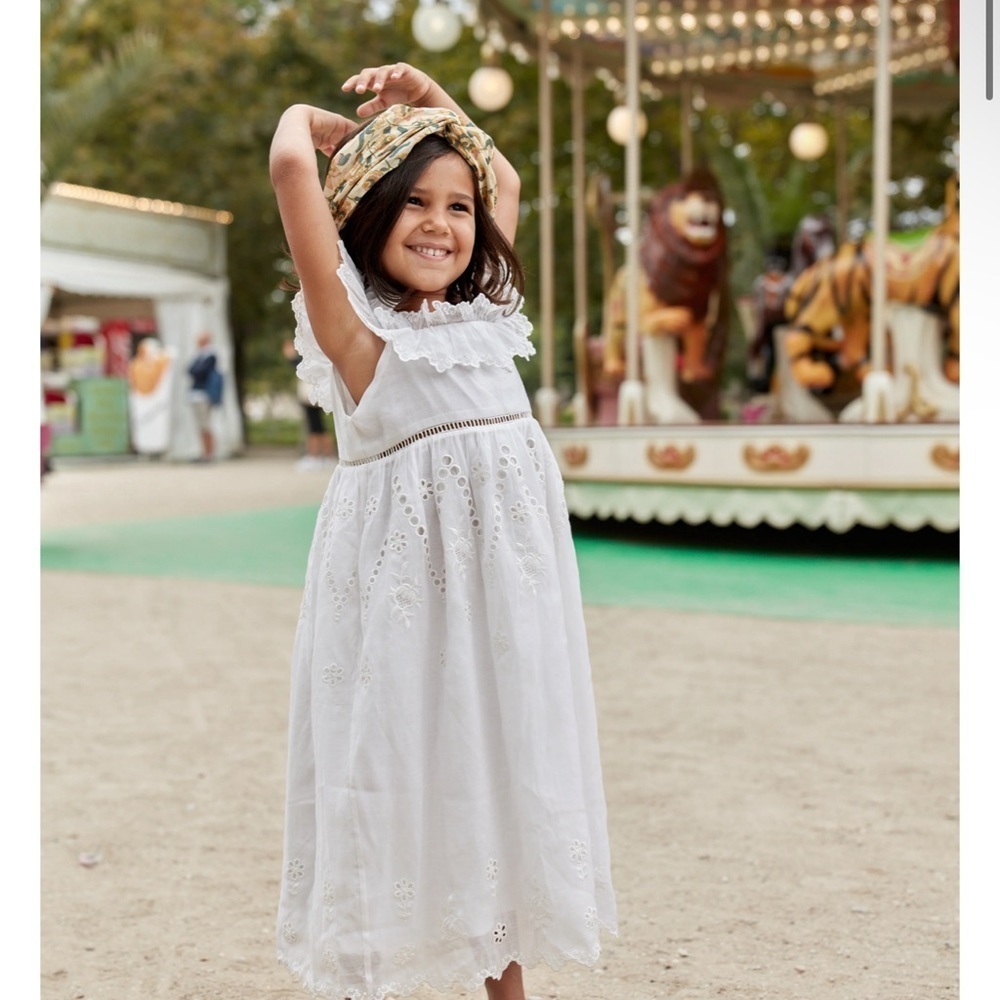 Elegant White Casual Dress kids  Louise Misha. Easter. Photos.